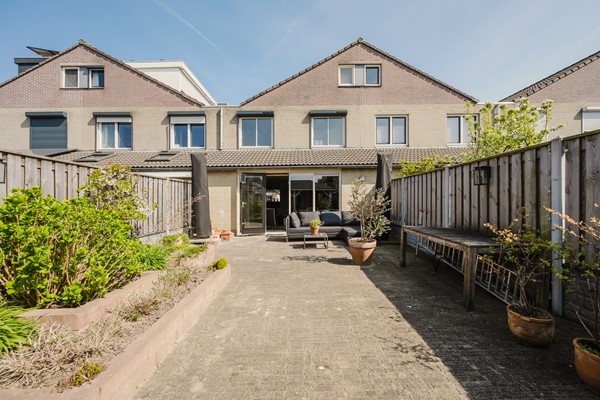 Medium property photo - Suze Robertsonstraat 18, 3207 VN Spijkenisse